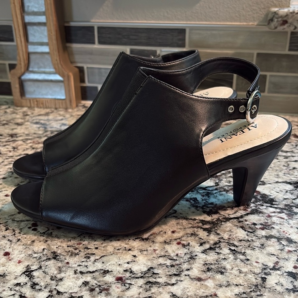 Alfani Step flex Women’s Black peek toe Slingback Heels Size 10. New!